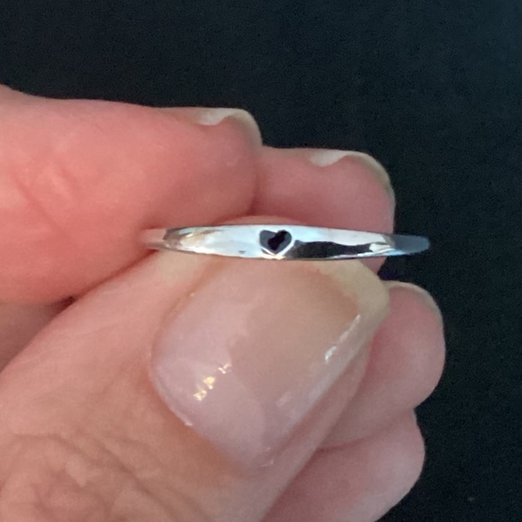 NWT Y2K 925 Sterling Silver Black Heart Ring - Picture 2 of 6